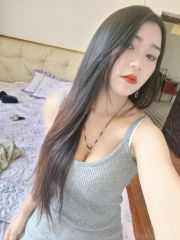 清纯素颜外围女